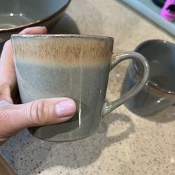 Sal’s bowl and cups