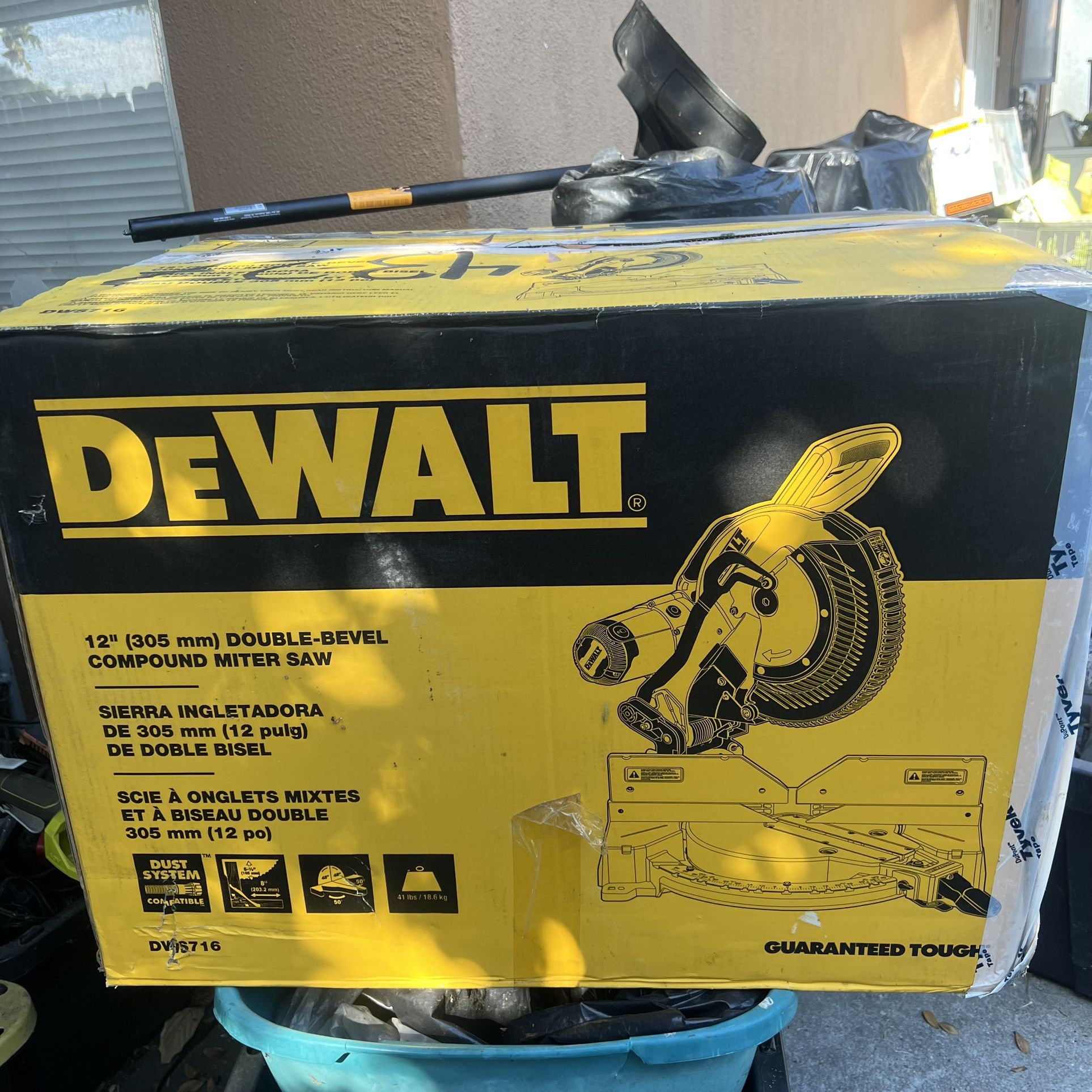 DEWALT 15 Amp Corded 12 in. Compound Double Bevel Miter Saw DWS716