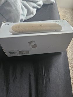 Beats pill gold edition