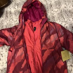 New Girls Jacket  Size small- 3 in 1  - Insulated, Wind and Water Resistant