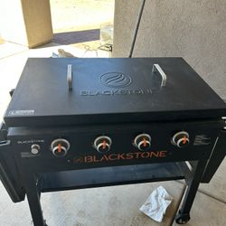Black Stone Grill 3 Burner 