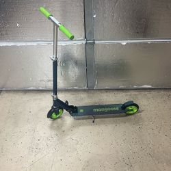 Scooter Mongoose 