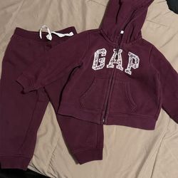 Baby Gap 12/18 month Set