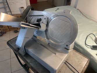"BIZERBA SE-8"COMMERCIAL  MEAT SLICER 13" BLADE WITH COVER ELECTRIC COUNTER TOP