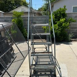 Rolling Ladder 5 Step