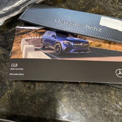 Mercedes Benz GLB Owners Manual W Leather Case 