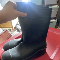 Men's rubber rain boots size 11