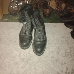 Redwing Size 13 Steel toe, Electric Hazard, Slip Resist