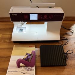 Pfaff Quilt Expression 4,2 Sewing Machine