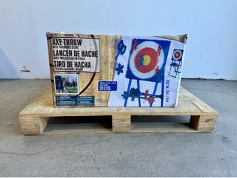 Backyard Axe Throw Game – Brand New – Great Gift