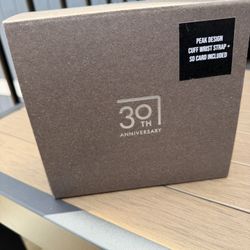 Canon PowerShot G7x III 30th anniversary edition