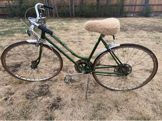 Vintage Green Schwinn Varsity Bike