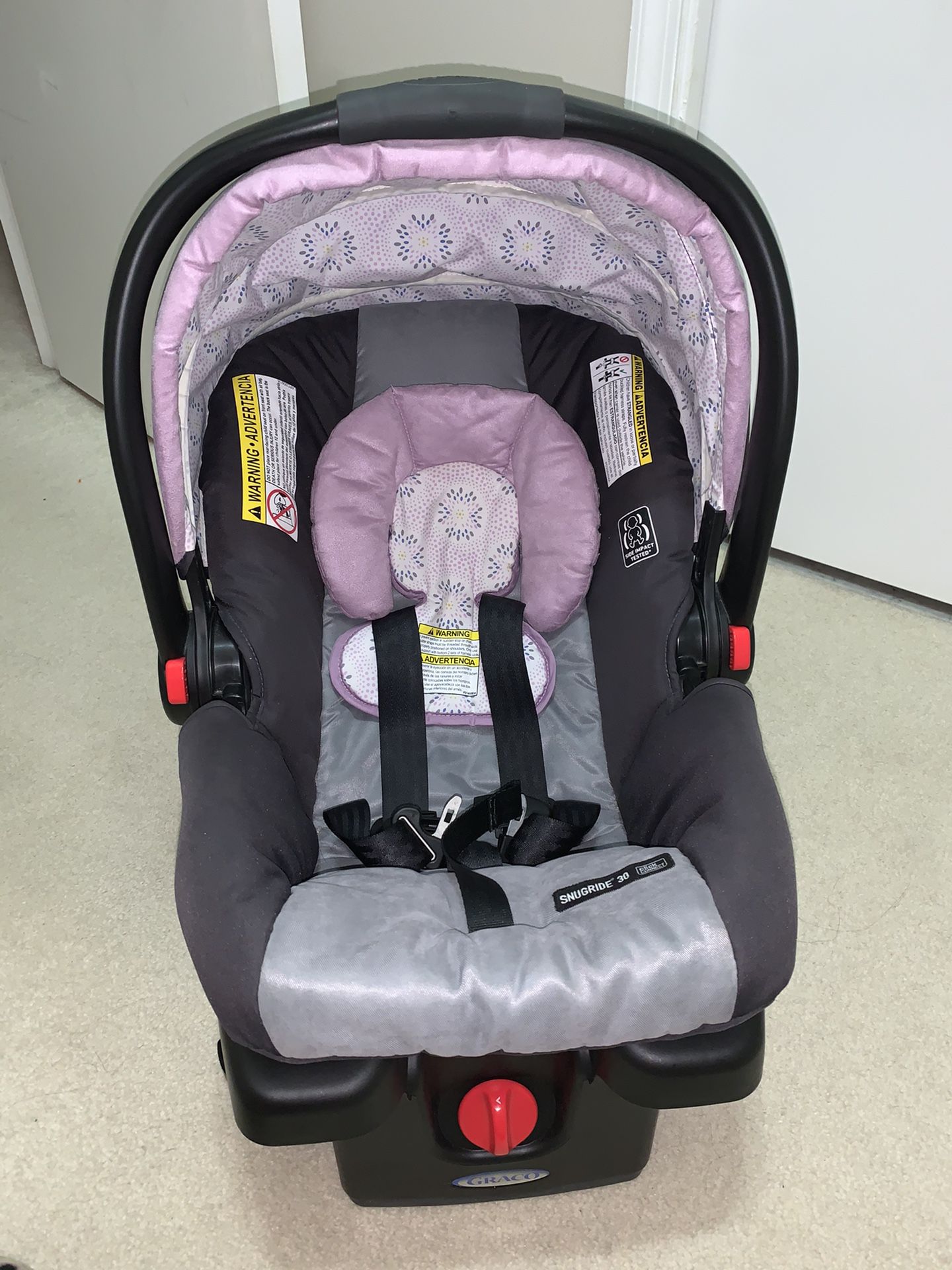Graco Click Connect Infant Girl Car Seat and Base