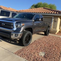 2021 Toyota Tundra SR5 V8