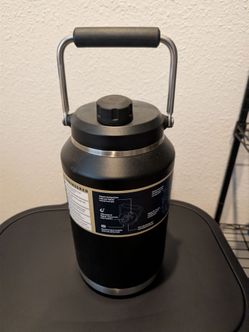 Yeti Rambler - 1 gallon