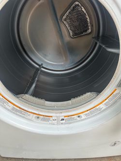 Lg wacher and  dryer estakable