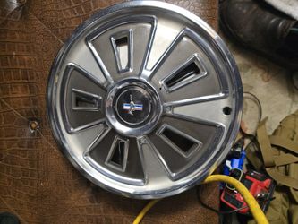 Original Hub Caps For 66 Mustang 