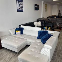 ANTARES WHITE MODERN SECTIONAL