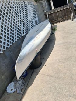 Canoe aprox. 12 ft