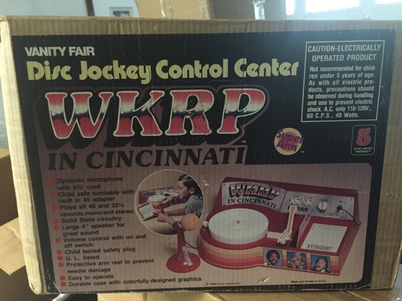 COLLECTIBLE 1982 WKRP DISC JOCKEY CONTROL CENTER. NEVER OPENED!!!! CLASSIC TOY!