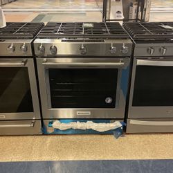 Easy Convect Kitchen Aid Slide In Gas Range Five Burners‼️ Steam Bake Option‼️