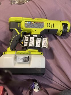 Ryobi ONE+ electrostatic sprayer in good condition. Tool only (battery not included). Great for disinfecting, cleaning, yard spraying, etc. Pickup ava