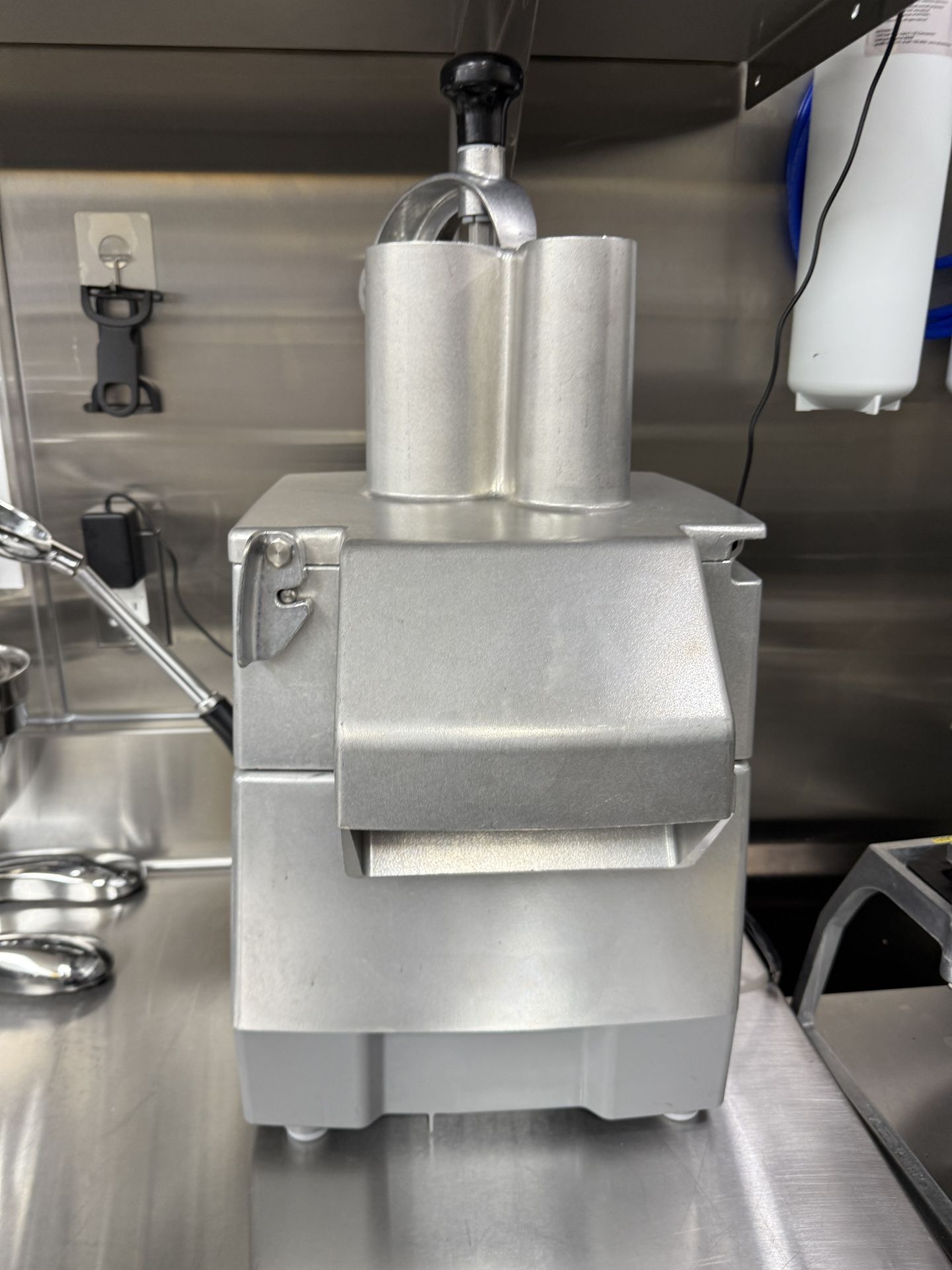 Nearly Brand New Robot Coupe R502 Food Processor