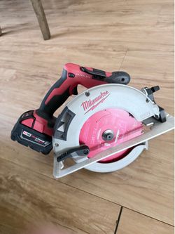 Milwaukee 7 1/4 circular saw with Diablo blade