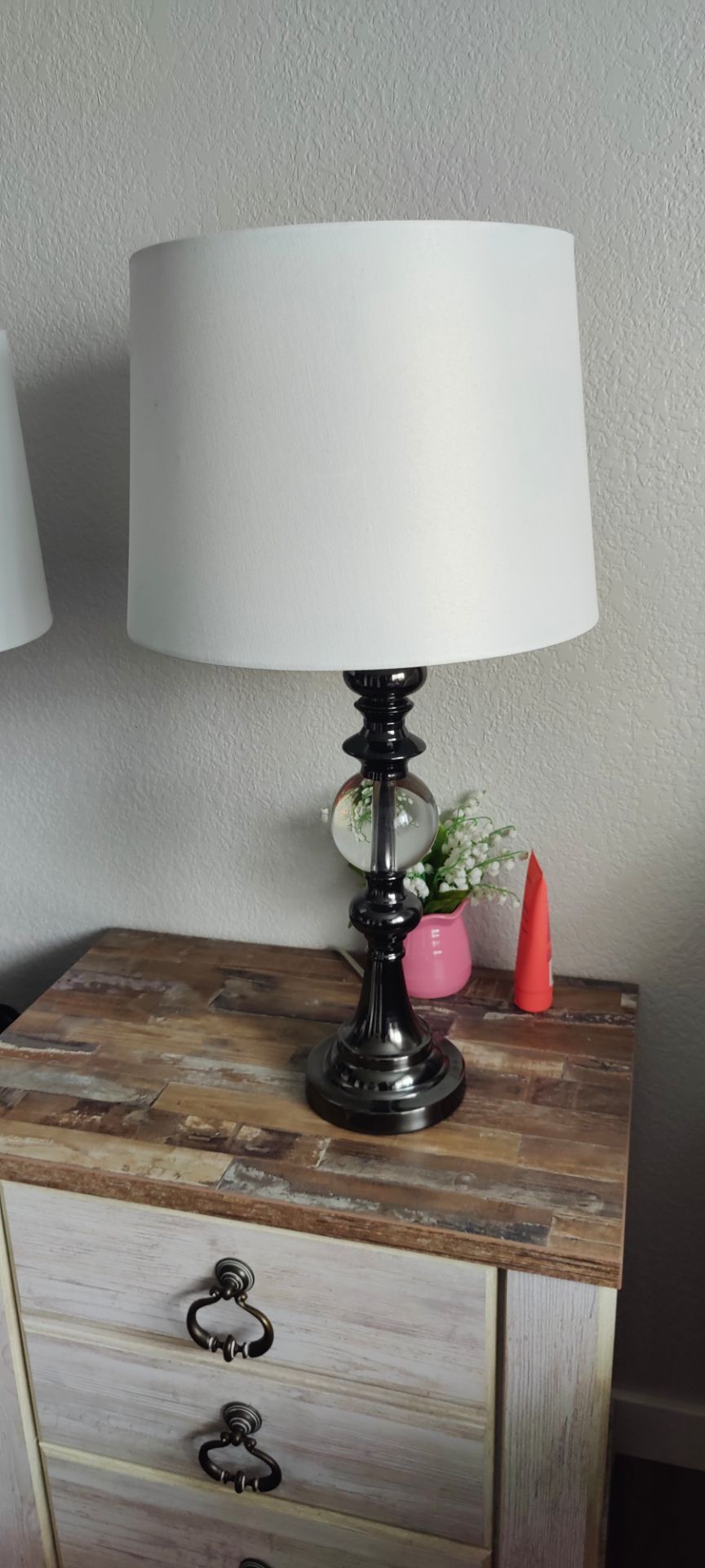 Pretty table lamp