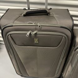Travel Pro Luggage Set