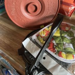 Brand New Tortilla Press Tortilla Warmer And A Bag Of 2 Hot Holders