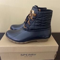 Sperry Women's Saltwater Shiny Quilted Rain Boot