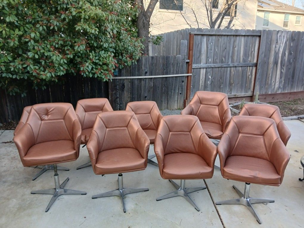 11 Copper Adjustable Salon Chair's 10 Grey Adjustable