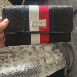 Tommy Hilfiger Wallet New 