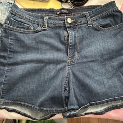 Shorts 