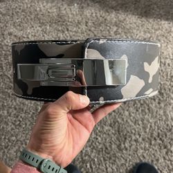 Inaka Weightlifting Belt