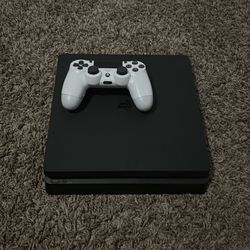 ps4 (with gta5 disc)