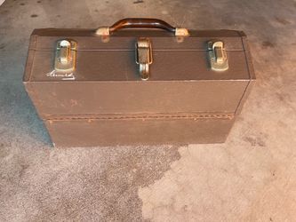 Box Kennedy