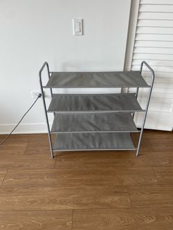 Shoe rack