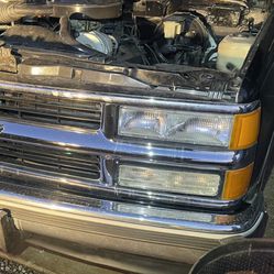 Headlights and grilled for sale