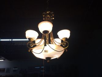 Gorgeous Gold Chandelier w/ 6 Glass Globes