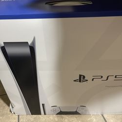 PLAYSTATION 5