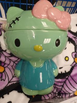 10in Hello Kitty Zombie Halloween Cookie Jar