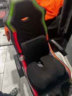 Light up blutooth gaming chair 100