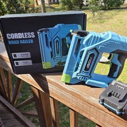 Cordless Nailer.