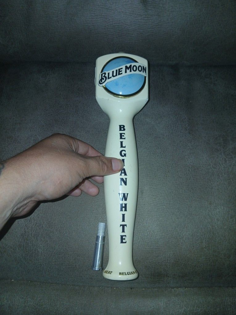 Bluemoon Bar Tap Full Size
