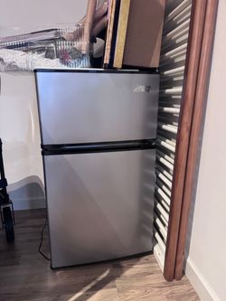 Arctic King Mini Fridge with Freezer