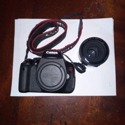 Canon T3i Lens And Batterys And Body 