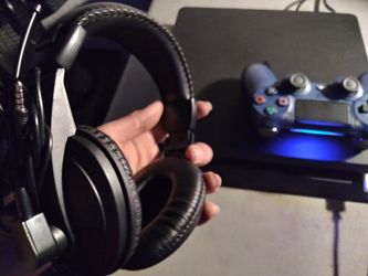 Sony PlayStation 4 1Tb Slim Gaming Console