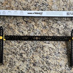 Hang It Perfect - 36” Picture Hanging Level tool